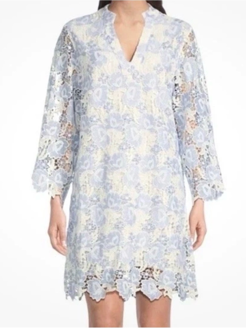 Floral Blue Lace Shift Dress with Long Flowy Sleeves and split v-neckline M NWT